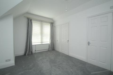 3 bedroom flat to rent - South Drive, Harrogate, North Yorkshire, UK, HG2