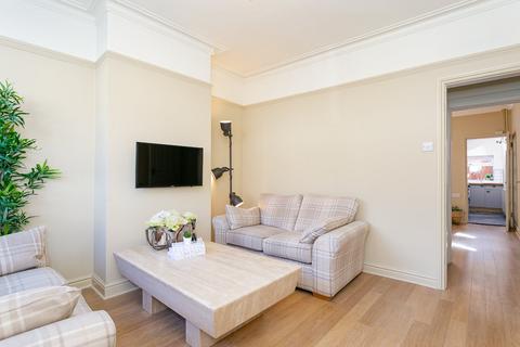 undefined, Chatsworth Place, Harrogate, North Yorkshire, HG1