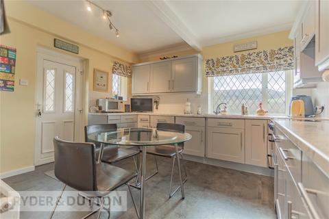 17 Dirker Drive, Marsden, Huddersfield, HD7 6AP