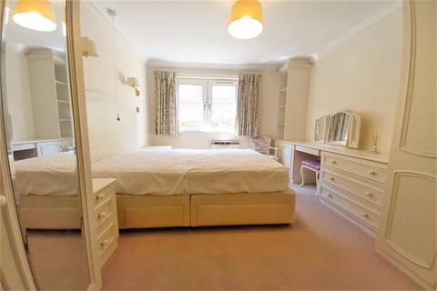 2 bedroom retirement property for sale, Winchester City Centre