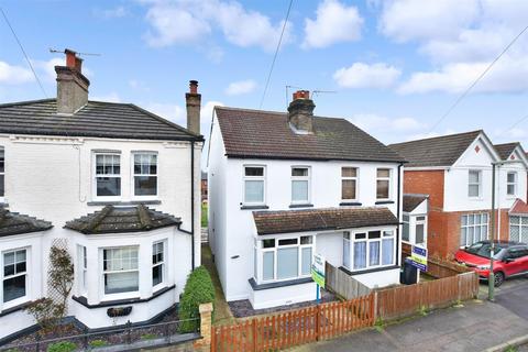 88 Addison Road, Caterham, CR3 5LY