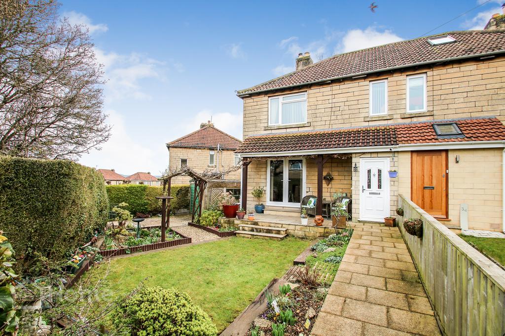 The Oval, Bath BA2 3 bed semidetached house for sale £381,950
