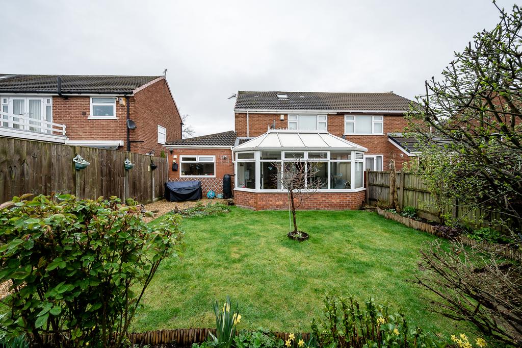 Chain Lane, Blackbrook, St Helens, WA11 3 bed semidetached house for