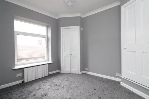 1 bedroom detached house to rent, Idle, Bradford, West Yorkshire, BD10