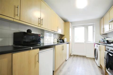 6 bedroom detached house to rent, Bond Street, Englefield Green, Egham, Surrey, TW20