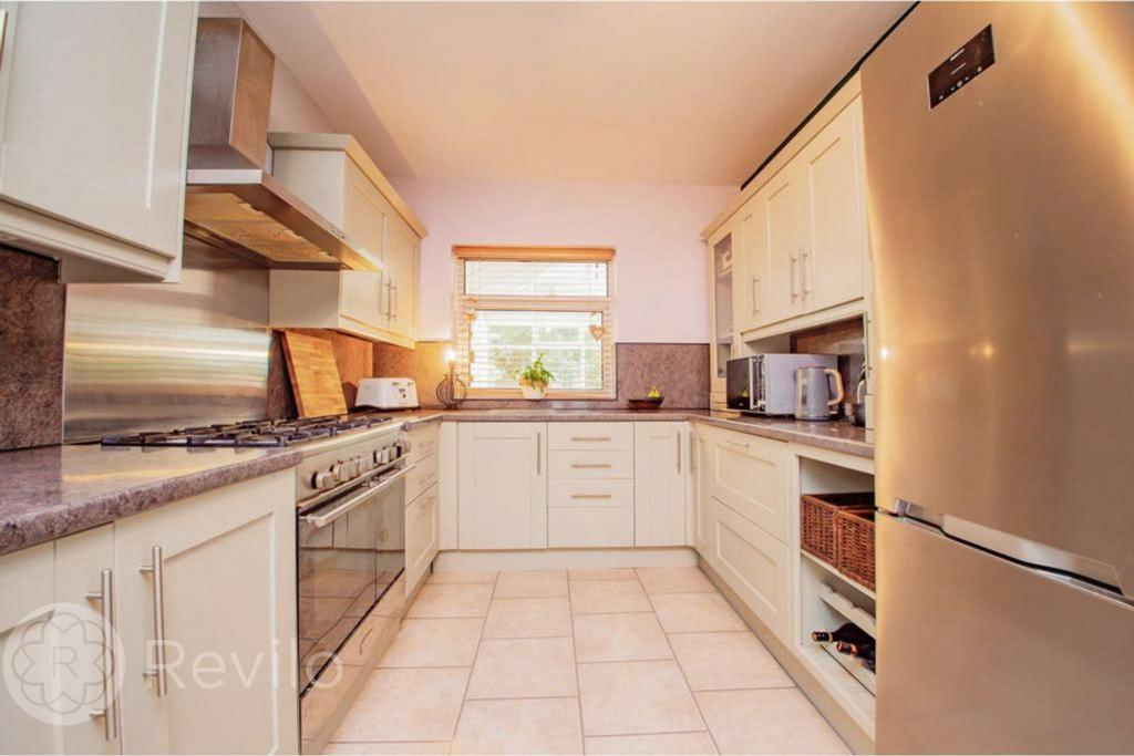 Breakfast Kitchen