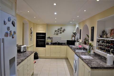 4 bedroom semi-detached house for sale, Cliffsend Road, Ramsgate, CT12
