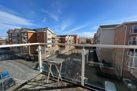 1 bedroom apartment for sale, Ezel Court, Sorrento House, Century Wharf, Cardiff, CF10