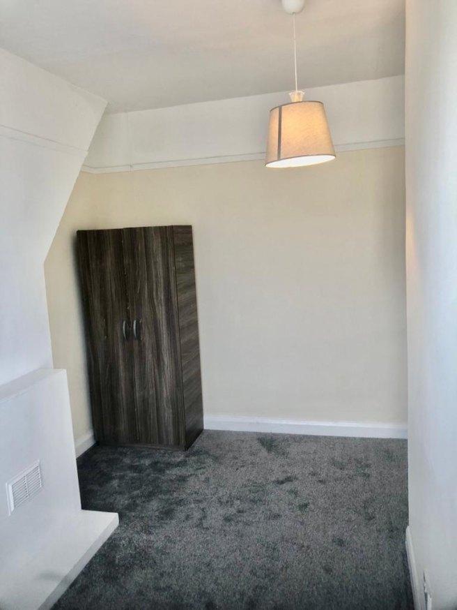 Leigham-vale-sw16-2jh-947521