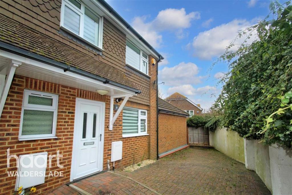 Walderslade Road, ME5 3 bed semidetached house £1,500 pcm (£346 pw)