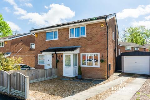 19 Clover Field, Clayton Le Woods, Chorley, PR6 7RP