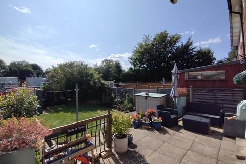 448 Long Chaulden, Hemel Hempstead, HP1 2NP