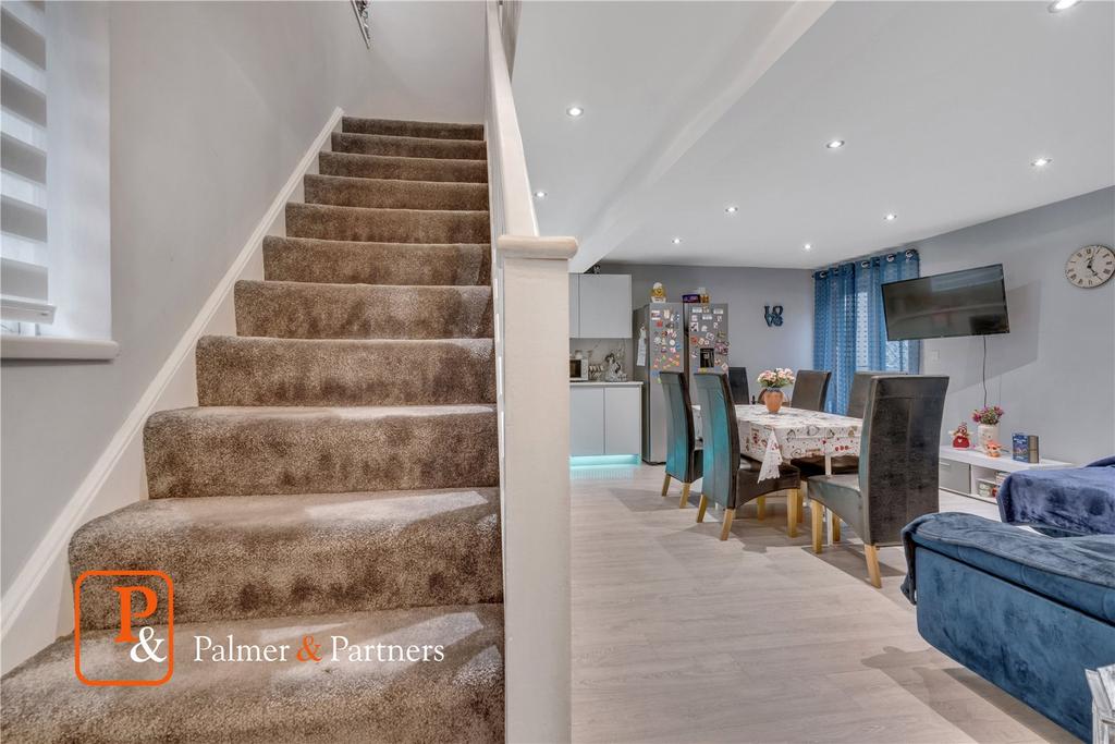 Berechurch Hall Road, Colchester, Essex, CO2 4 bed semidetached house