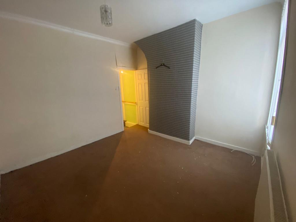 Smeaton Street, Liverpool L4 2 bed terraced house to rent £650 pcm (£
