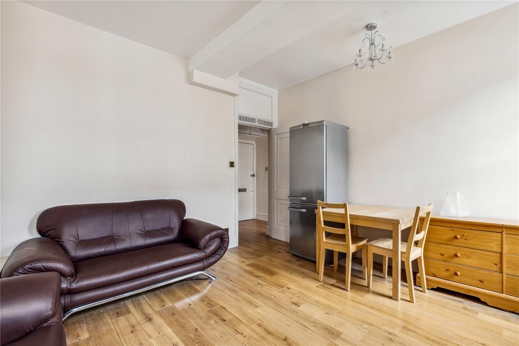 Queens Court, Queensway, London 1 bed flat £2,058 pcm (£475 pw)
