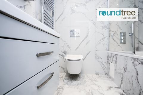 3 bedroom apartment to rent, Station Road, Hendon, NW4