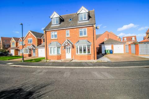 5 bedroom detached house to rent, Weymouth Drive, Biddick Woods, Houghton Le Spring, County Durham, DH4