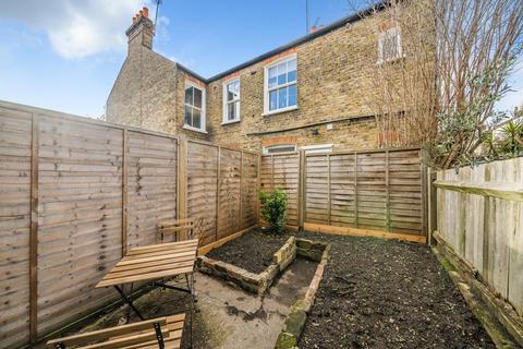 4 bedroom flat for sale - Aslett Street, Earlsfield