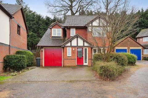32 Randolph Road, Bromley, BR2 8PU