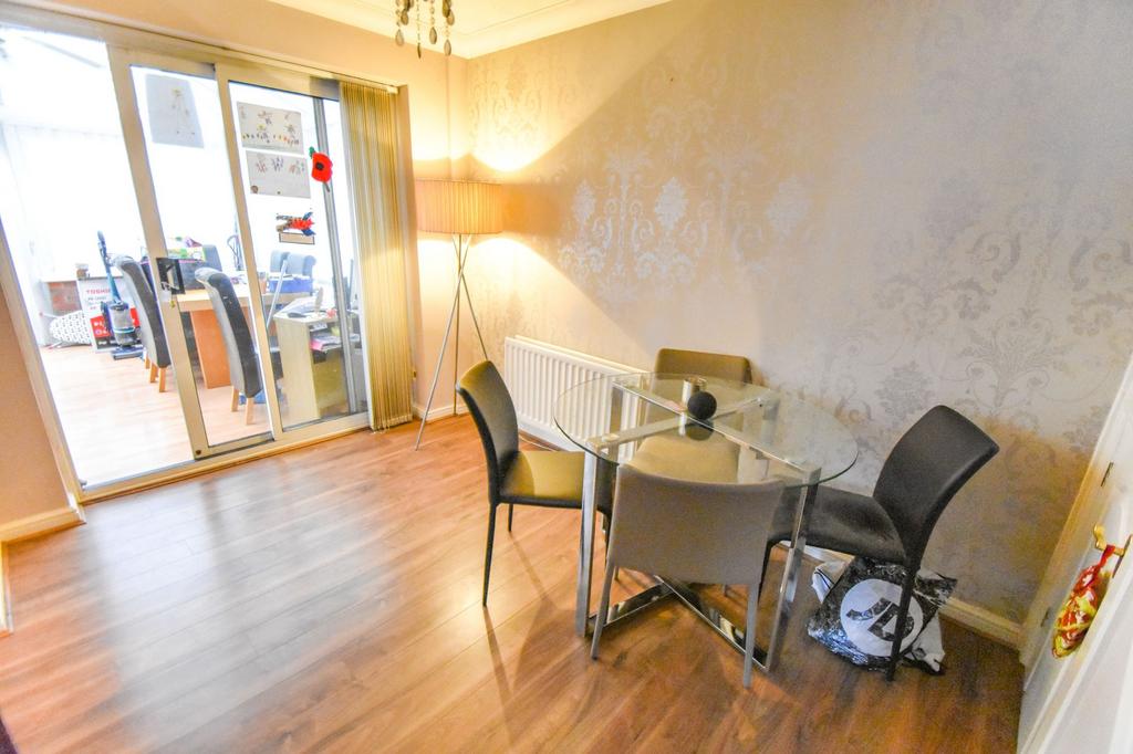 Church Meadow, Unsworth, BL9 3 bed detached house £330,000