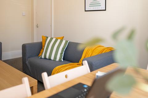 1 bedroom in a house share to rent, 29 Estcourt Avenue, Headingley, Headingley, Leeds, LS6 3ES