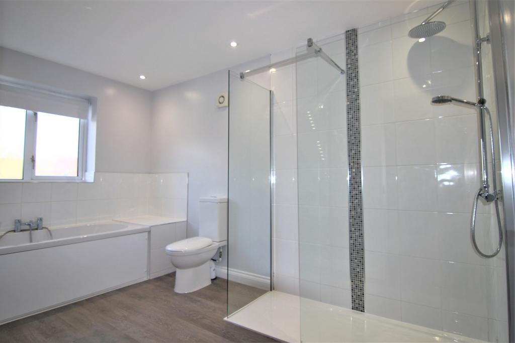 Winford, Bristol BS40 4 bed detached house to rent £1,800 pcm (£415 pw)