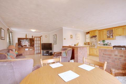 130 Frederick Road, Rainham, RM13 8NS