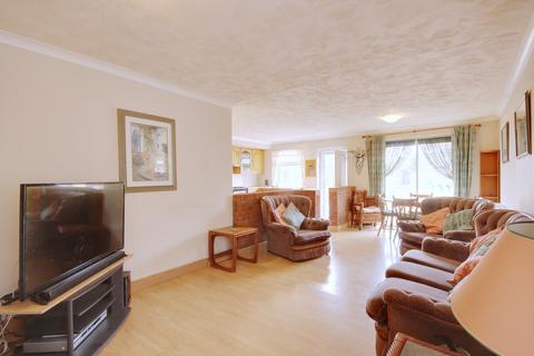 130 Frederick Road, Rainham, RM13 8NS
