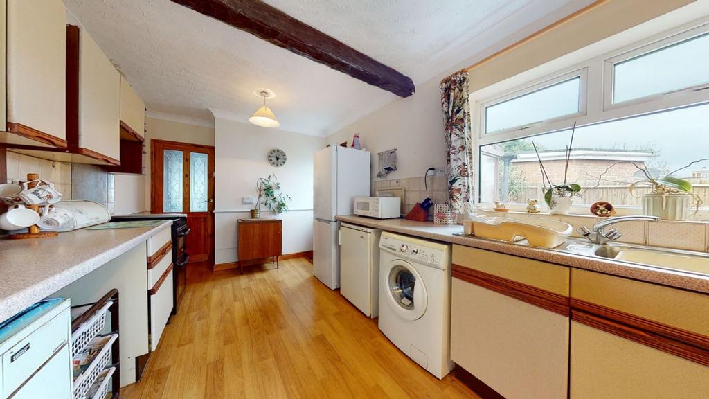 Kitchen / dining room