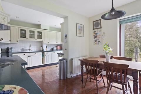 16 Carbone Hill, Northaw, Potters Bar, EN6 4PL