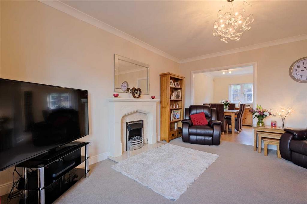 Springbank Crescent, Torhead Farm, Hamilton 4 bed detached house for