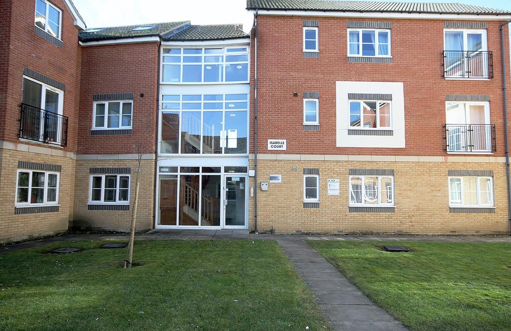 Rothwell Road, Kettering, NN16 2 bed flat £850 pcm (£196 pw)