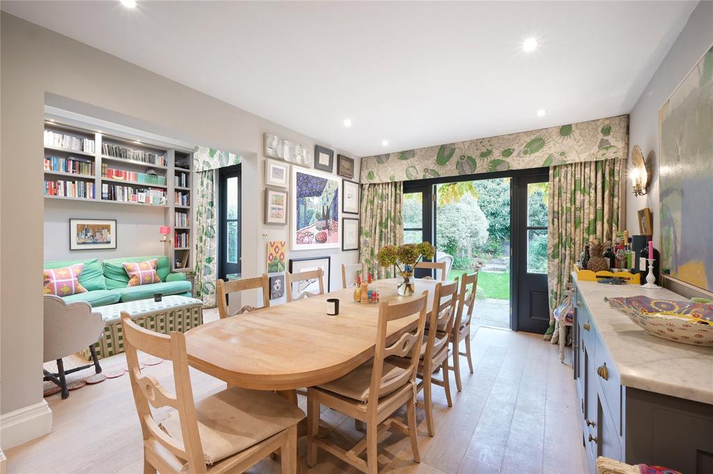 Kitchen/Dinning Room