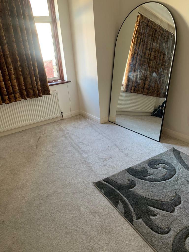 Harcourt Road, Thornton Heath CR7 1 bed in a house share £650 pcm (£