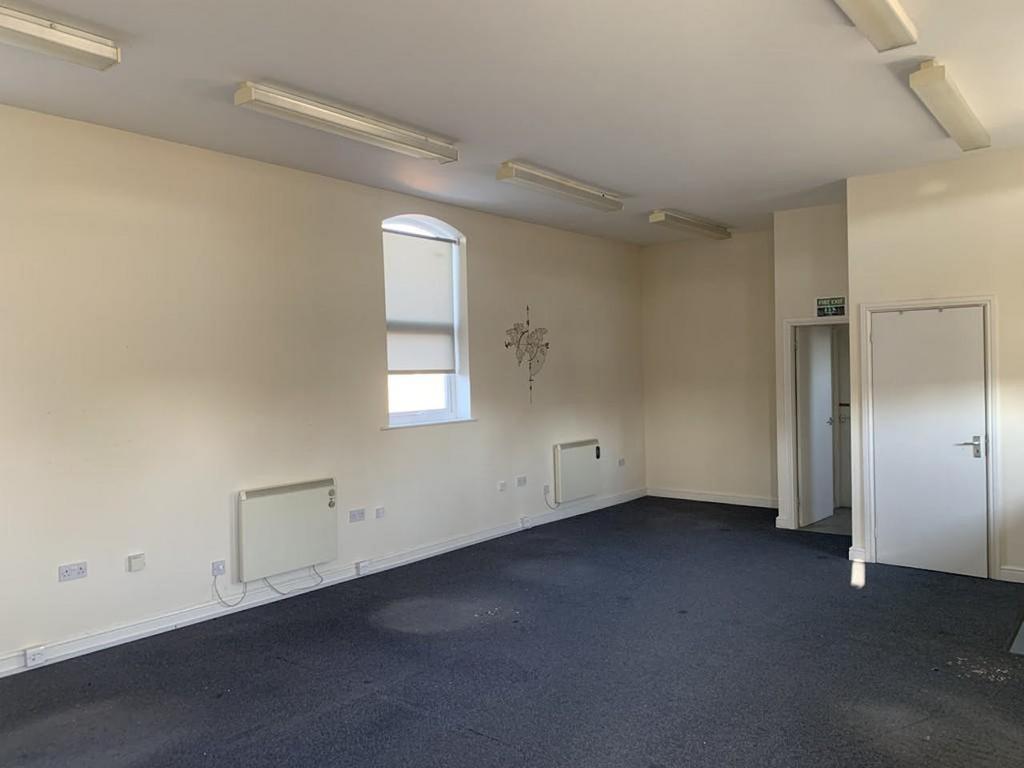 First Floor Offices, Kirk Lane, Ruddington, NG11 6NN Office £625 pcm