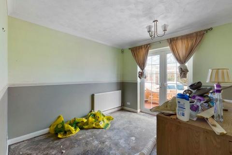 3 bedroom bungalow for sale - Station Road, Harleston, Norfolk, IP20 9ES