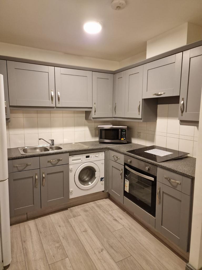 City Gate House, Gants Hill, IG2 1 bed flat £1,500 pcm (£346 pw)