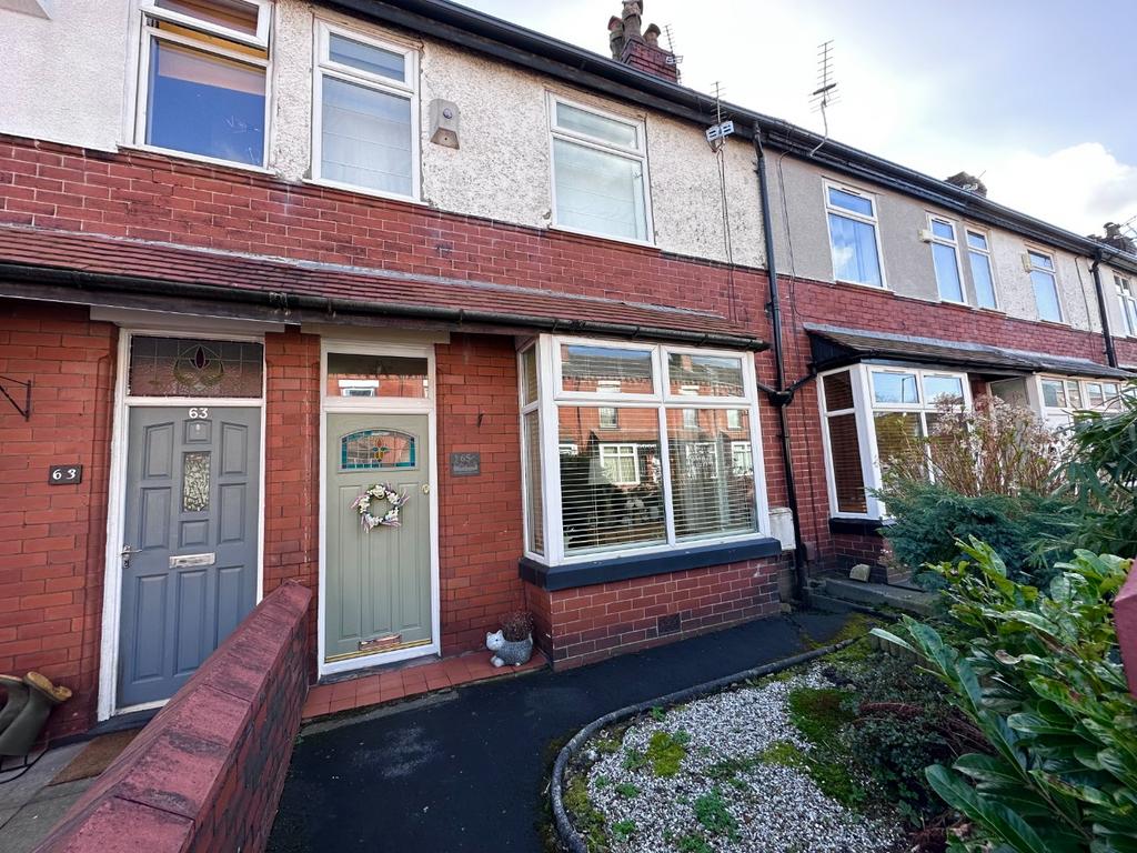 Markland Hill Lane, Bolton... 2 bed terraced house £165,000