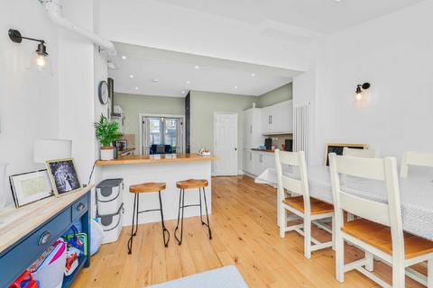 60 Carlton Park Avenue, London, SW20 8BL