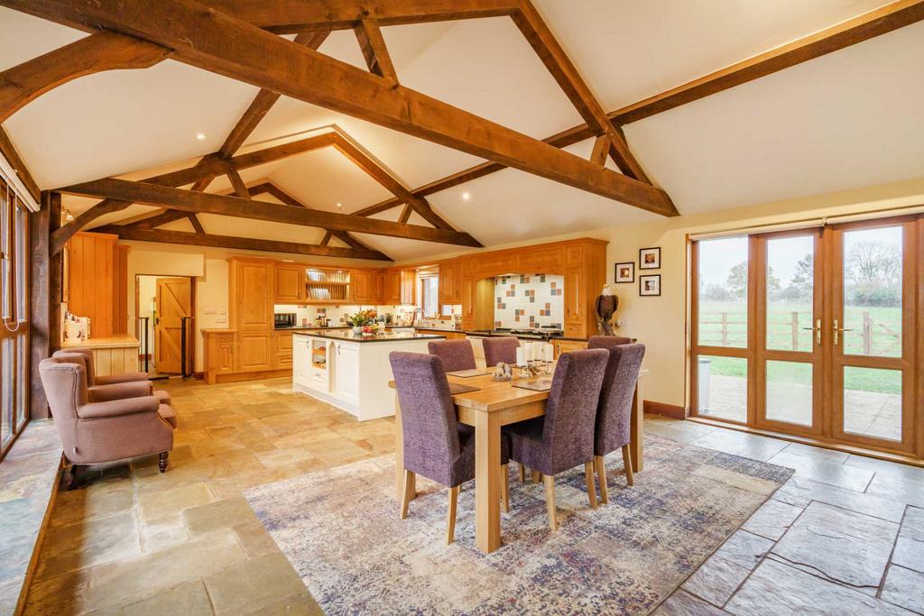 Mursley Rd, Milton Keynes MK17 4 bed equestrian property for sale £