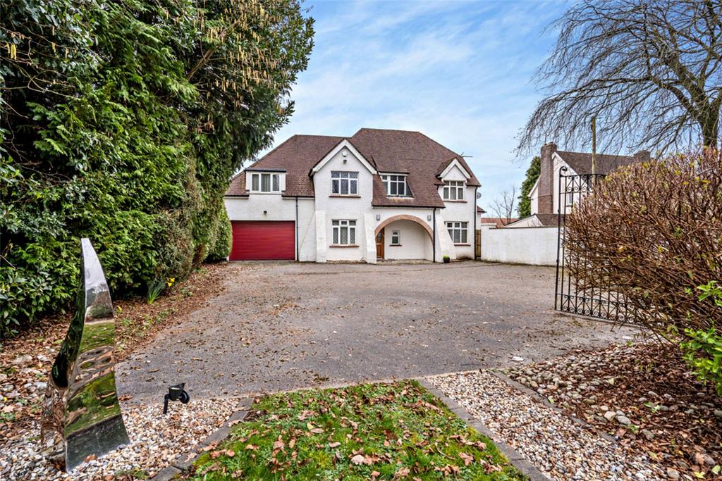 Druidstone Road, Old St. Mellons, Cardiff, CF3 6 bed detached house for