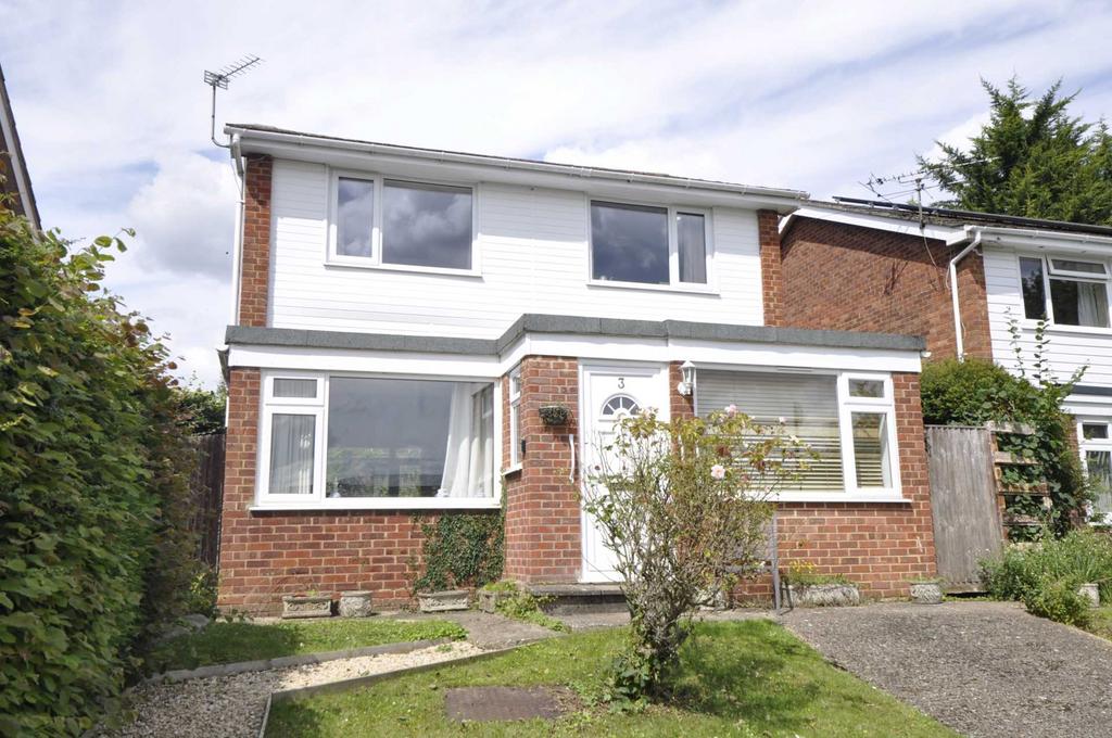 Sycamore Drive, Marlow SL7 4 bed detached house for sale £625,000