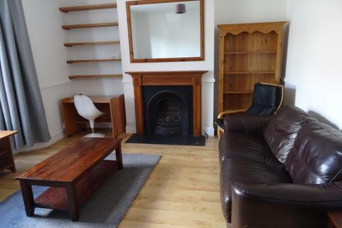 5 bedroom house share to rent, Kings Road, Kingston upon Thames, KT2 5JB