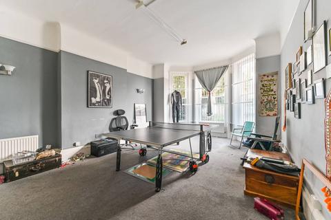 84 Beulah Hill, London, SE19 3EW