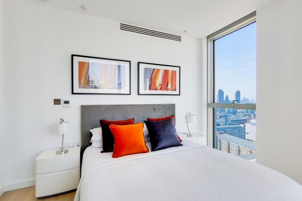 11 Bedroom 5