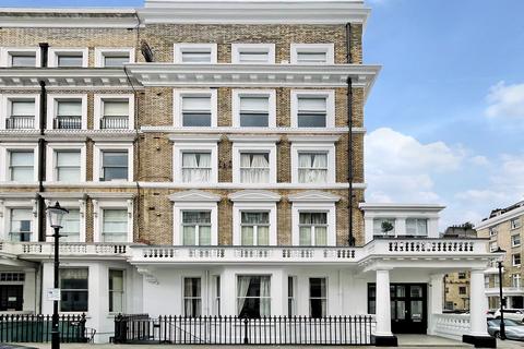 3 bedroom maisonette for sale - Elvaston Place
