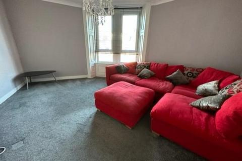 2 bedroom flat to rent, Park Avenue, Stobswell, Dundee, DD4