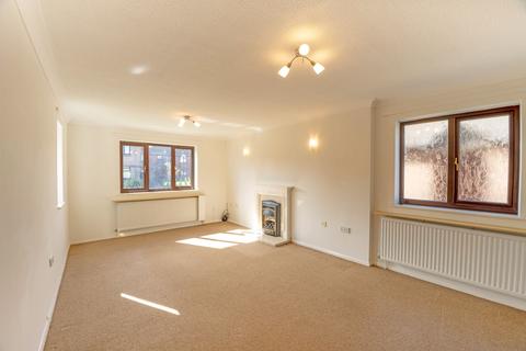 4 Capel Park, Kirby Cross, Frinton-on-sea, CO13 0UA