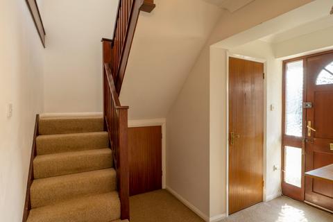 4 Capel Park, Kirby Cross, Frinton-on-sea, CO13 0UA