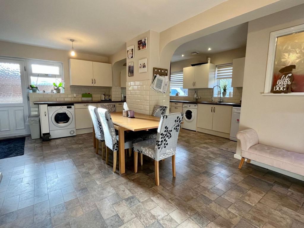 Coneywell Court, Standens Barn, Northampton NN3 9DP 4 bed detached